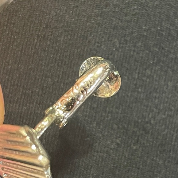 Vintage Coro earrings - Picture 9 of 11